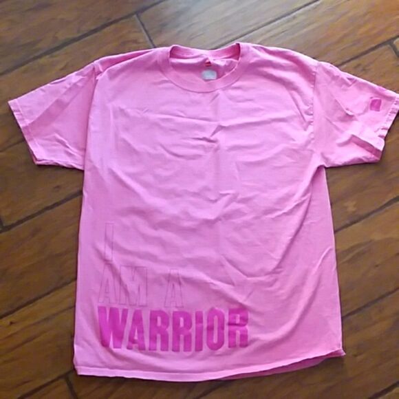 5/$15 Hanes women's cancer awareness pink t-shirt.  I AM A WARRIOR large - Picture 1 of 5